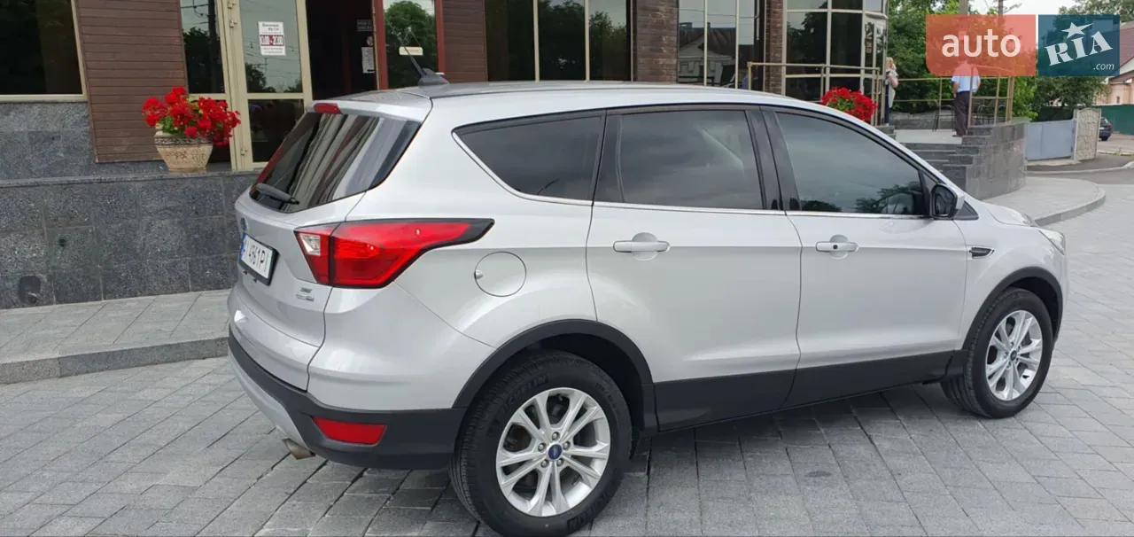 Ford Escape 2018 photo 5