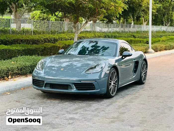 Porsche 718 Cayman
