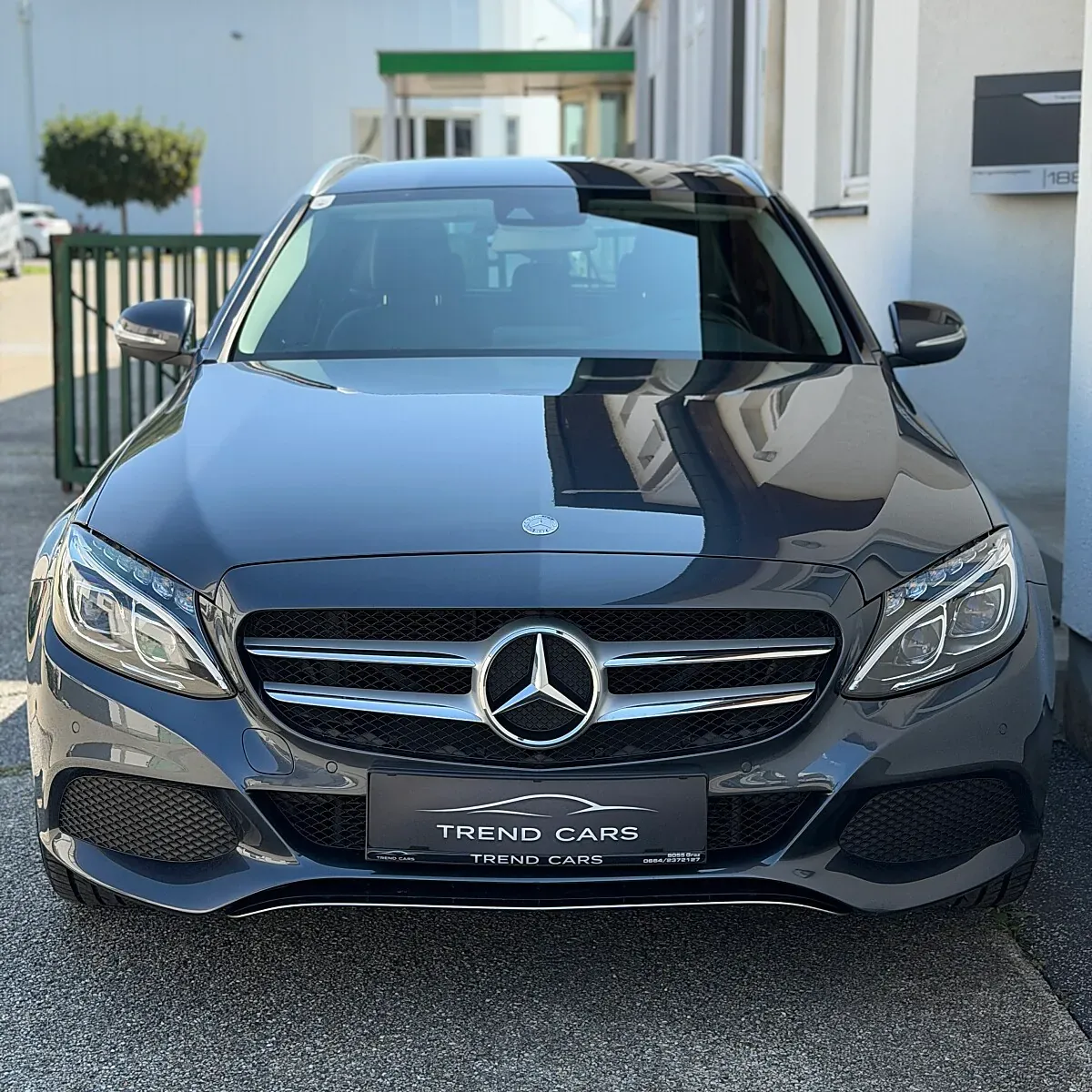 Mercedes-Benz C-Class 2015 photo 2