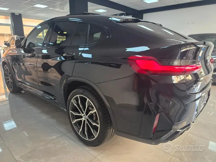 BMW X4 2022 photo 4