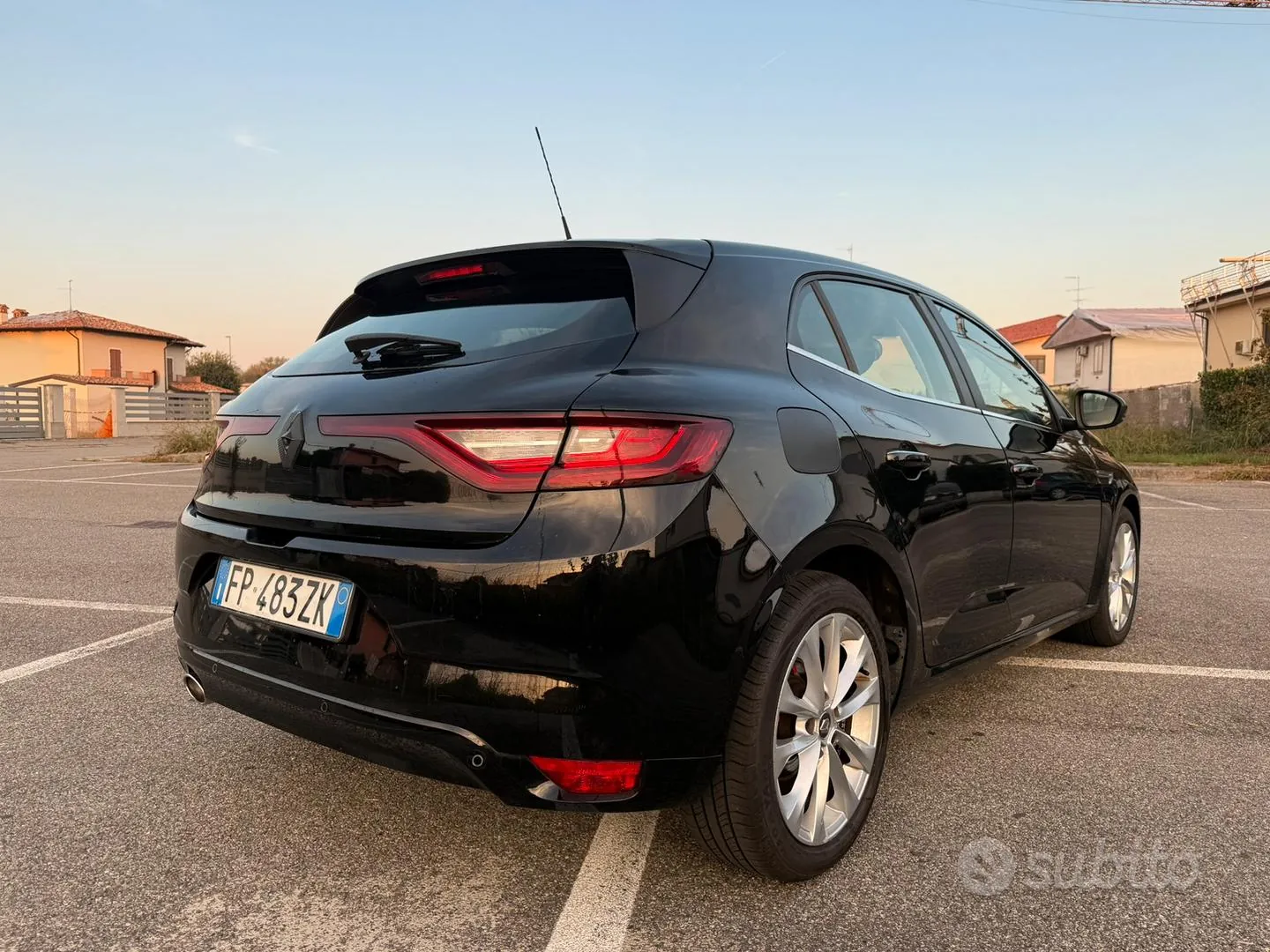Renault Megane 2018 photo 5