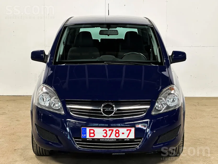 Opel Zafira 2011 photo 5