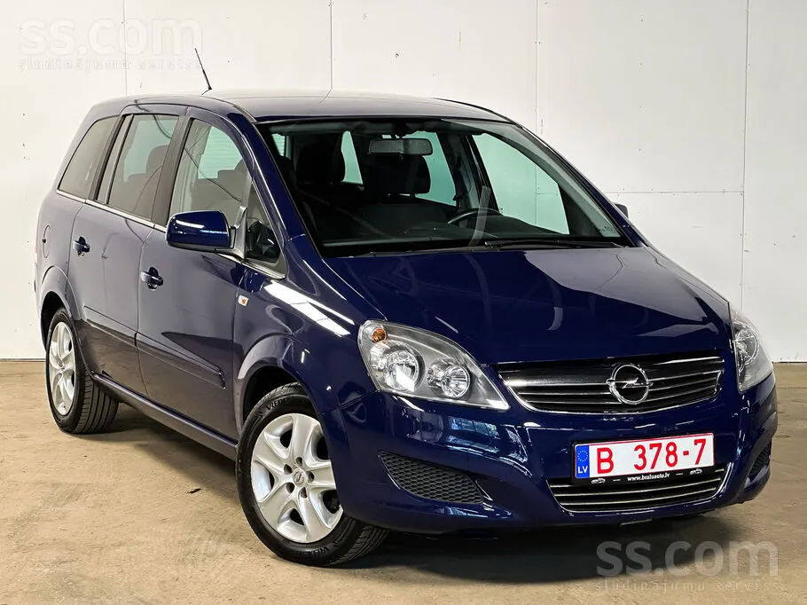 Opel Zafira 2011 photo 3