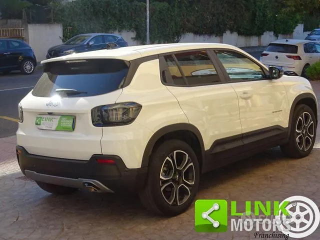 Jeep Avenger 2025 photo 4