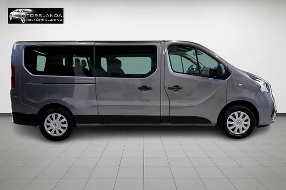 Nissan Nv300 2018 photo 2