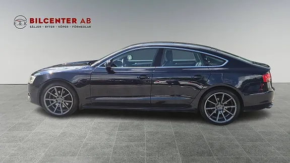 Audi A5 2011 photo 2
