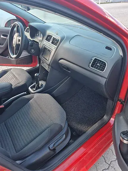 Volkswagen Polo 2010 photo 5