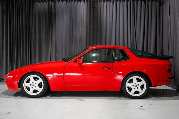 Porsche 944 1989 photo 3