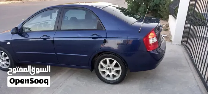 Kia Cerato 2007 photo 4