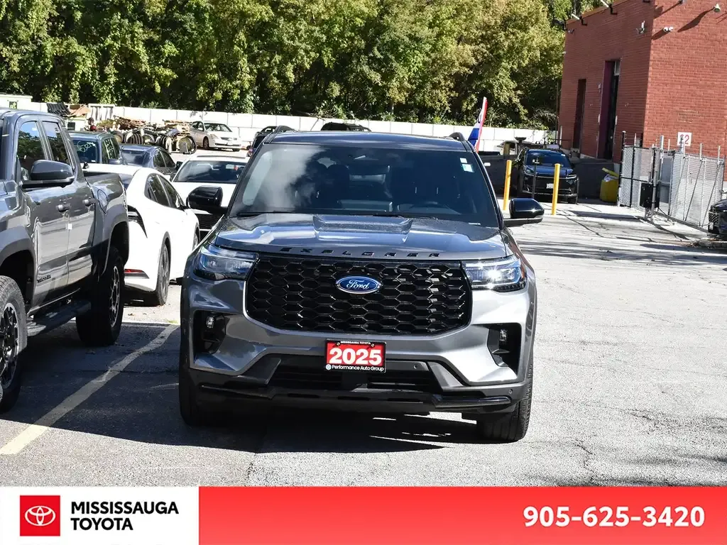 Ford Explorer 2025 photo 3