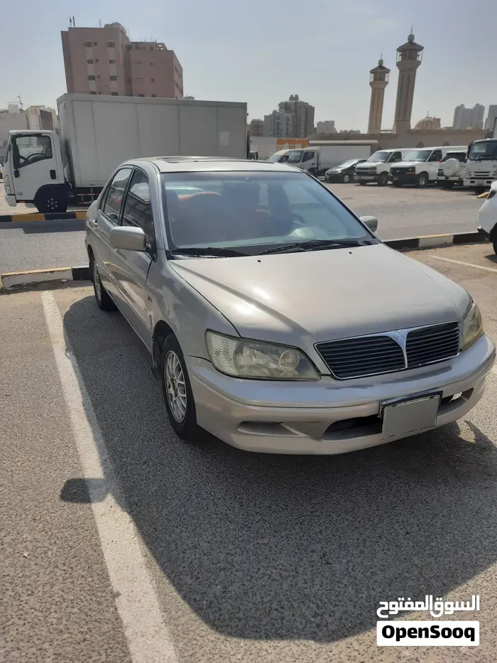 Mitsubishi Lancer 2002 photo 3