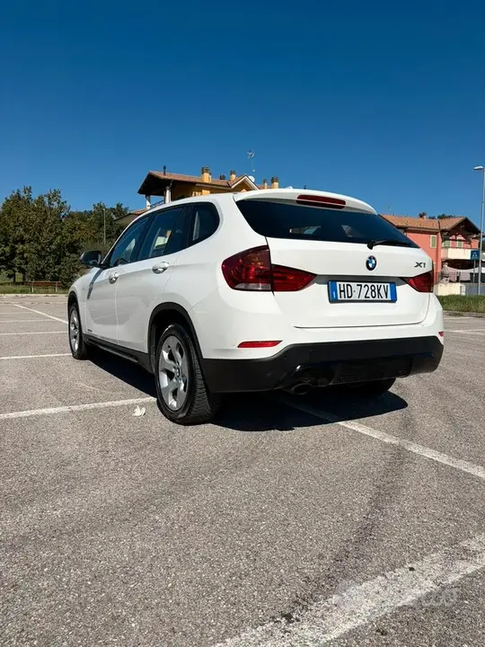 BMW X1 2012 photo 3