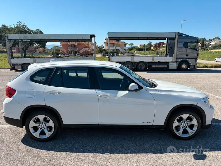 BMW X1 2012 photo 4