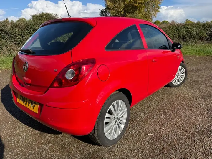 Vauxhall Corsa 2013 photo 4