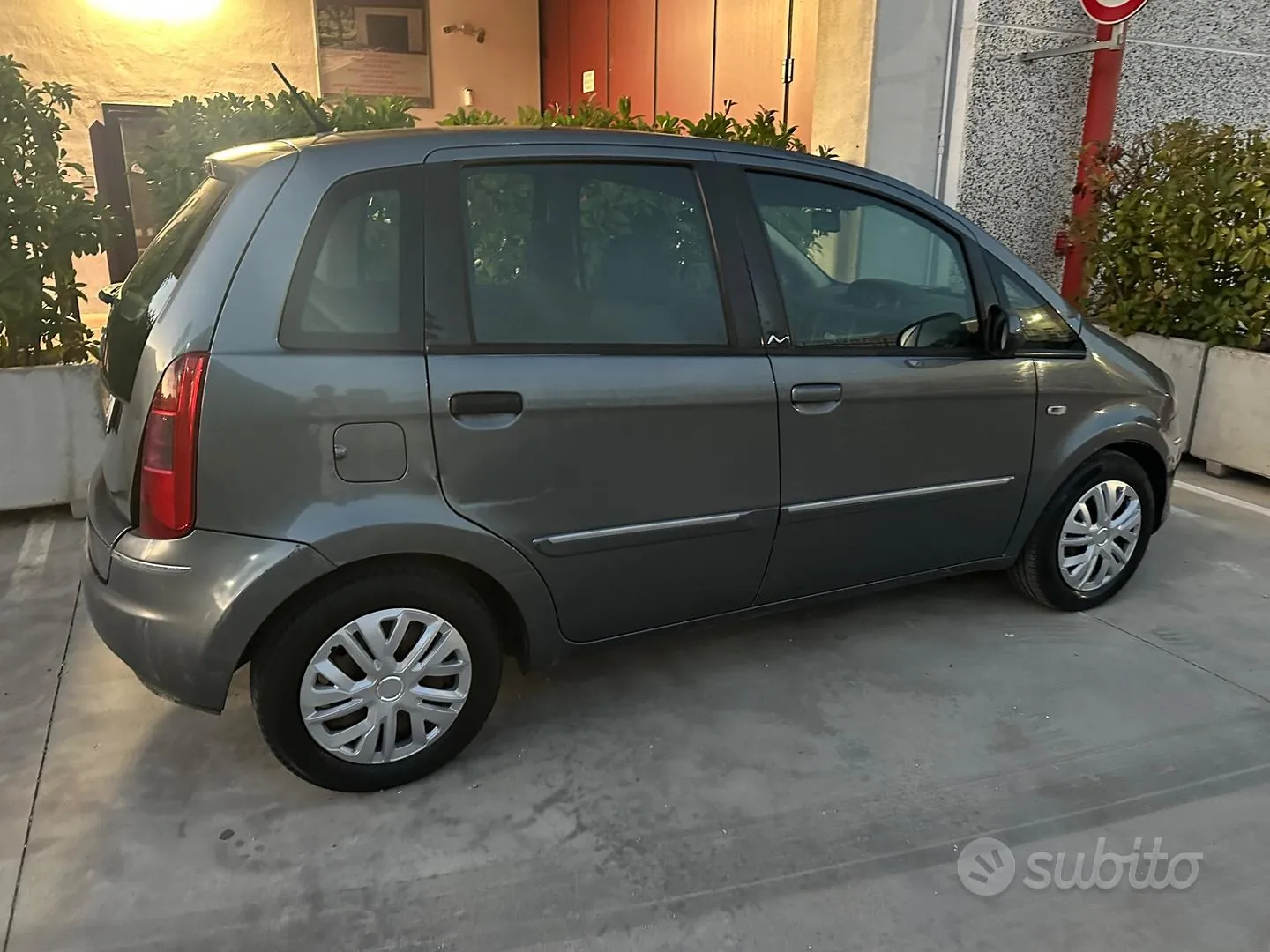 Lancia Musa 2010 photo 5