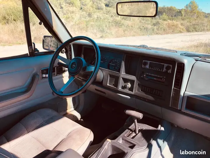 Jeep Cherokee 1991 photo 3