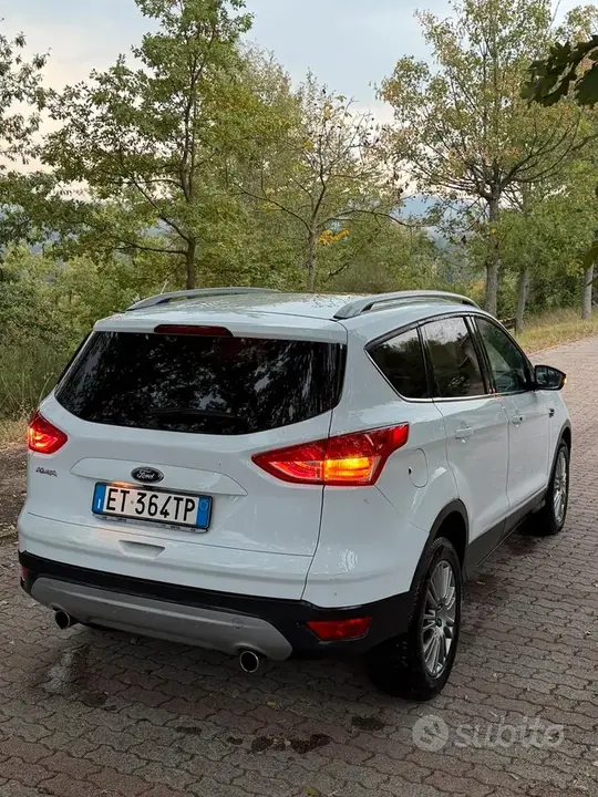 Ford Kuga 2014 photo 3