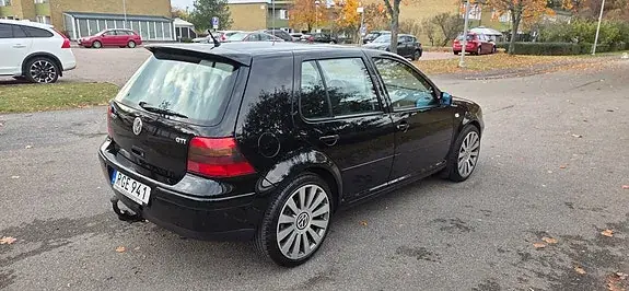 Volkswagen Golf 4 2000 photo 2