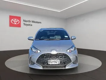 Toyota Yaris 2025 photo 3