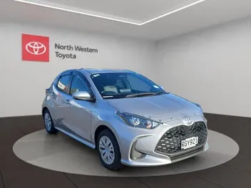 Toyota Yaris 2025 photo 2