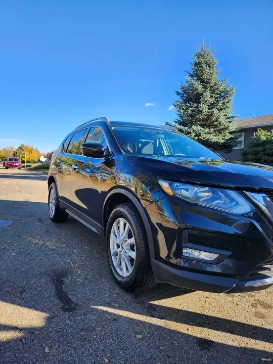 Nissan Rogue 2018 photo 2