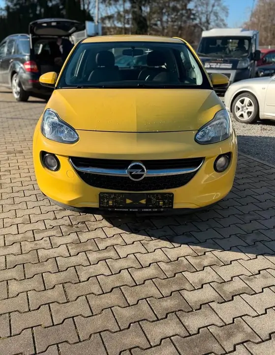 Opel Adam