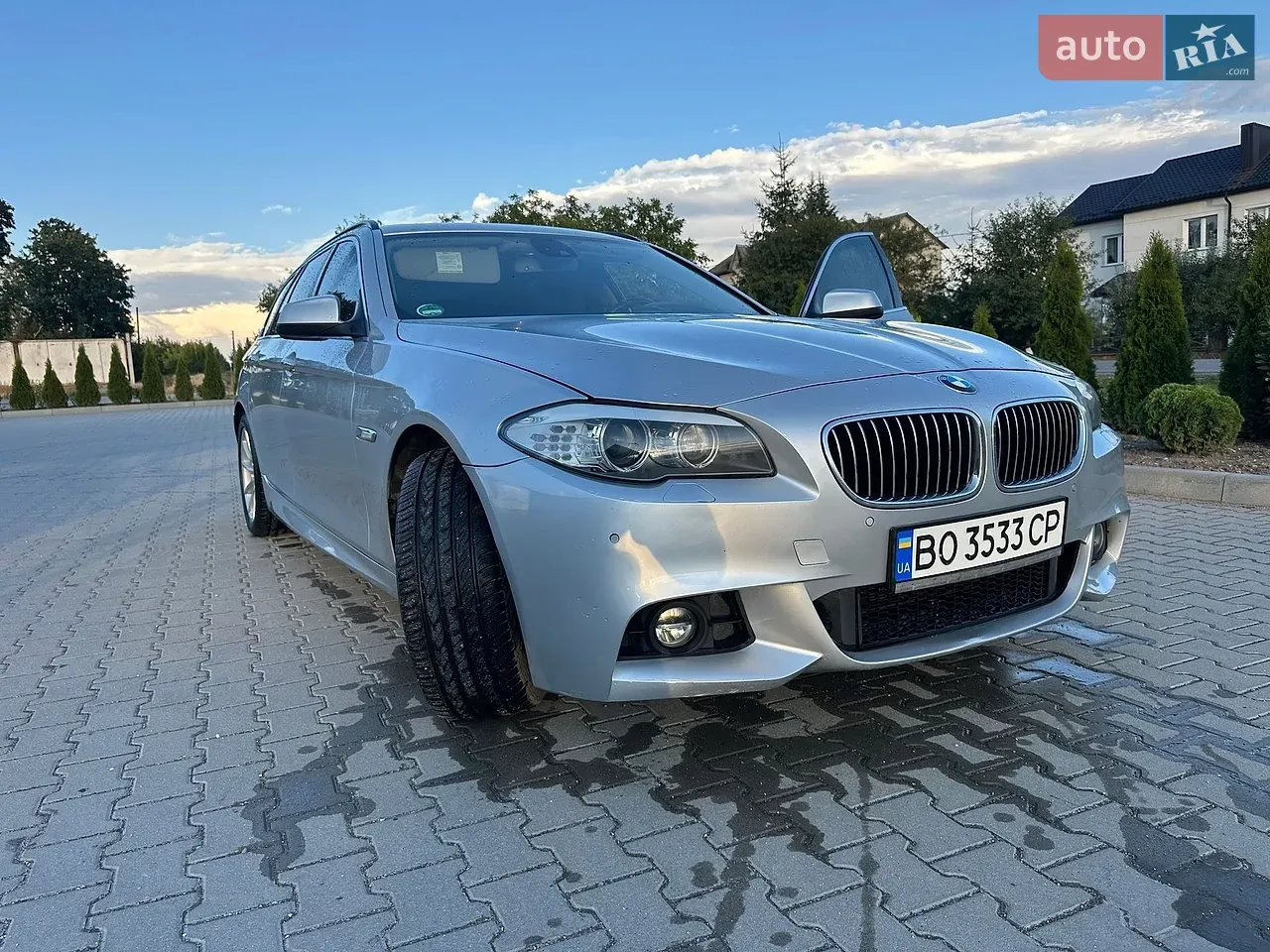 BMW 5 Series 2010 photo 5