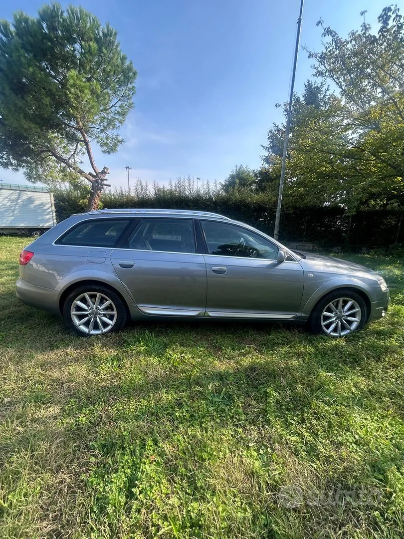 Audi A6 Allroad 2010 photo 3