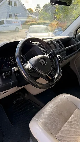 Volkswagen Transporter 2018 photo 5