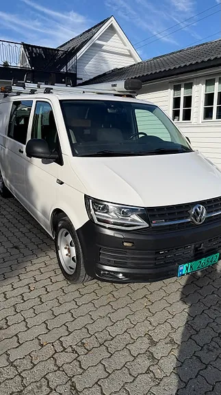 Volkswagen Transporter 2018 photo 2