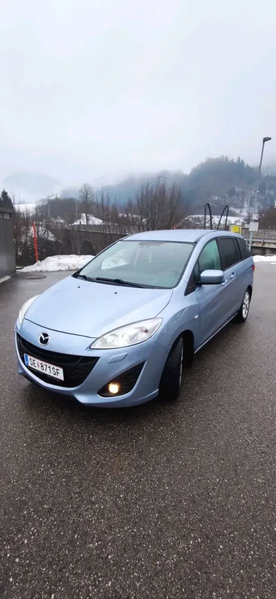 Mazda Mazda5 2011 photo 3