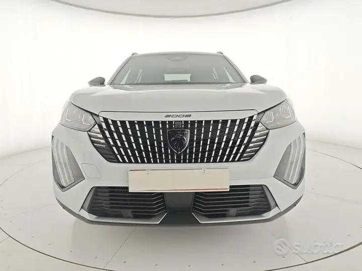 Peugeot 2008 2025 photo 5