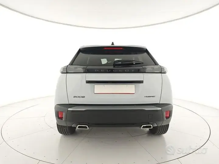 Peugeot 2008 2025 photo 4