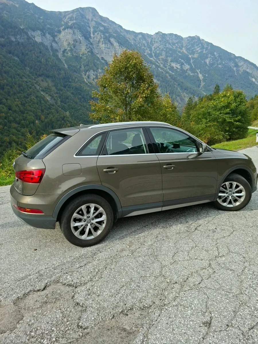 Audi Q3 2016 photo 2