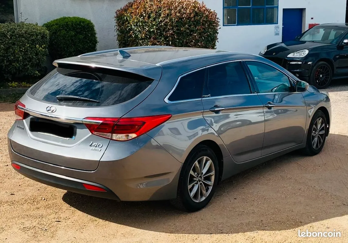 Hyundai I40