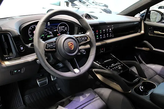 Porsche Cayenne 2024 photo 3