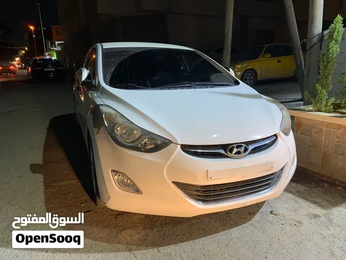 Hyundai Avante 2012 photo 2