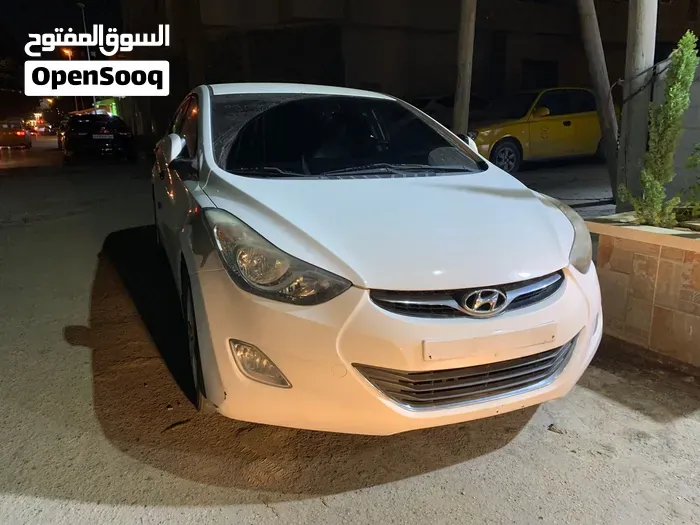 Hyundai Avante 2012 photo 3