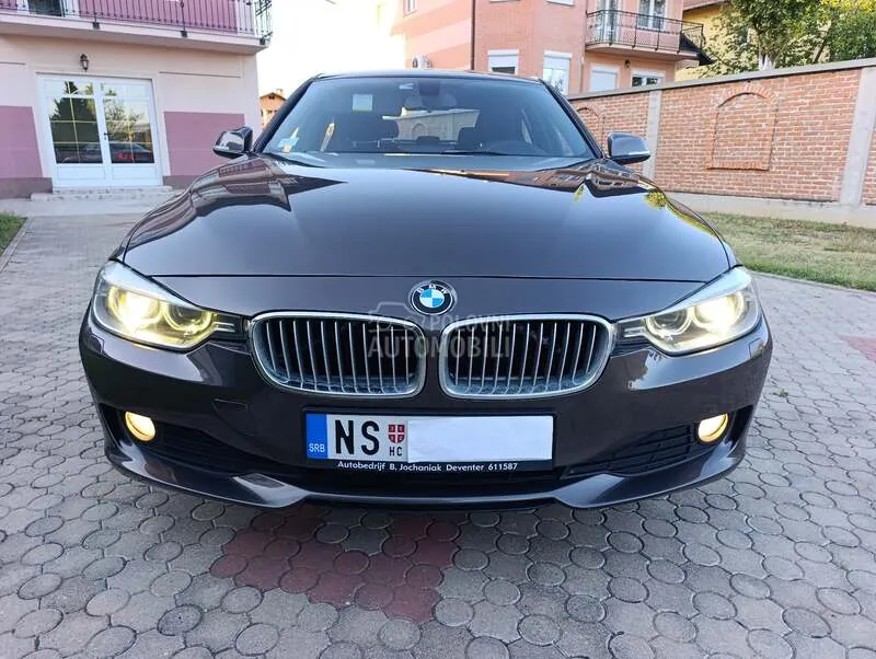 BMW 320 2012 photo 4