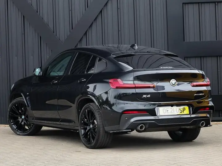 BMW X4 2021 photo 2