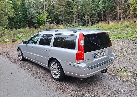 Volvo V70 2007 photo 2