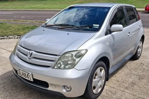 Toyota Ist