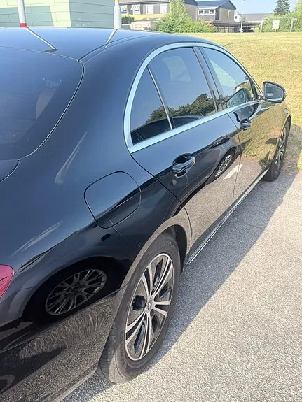 Mercedes-Benz E200 D