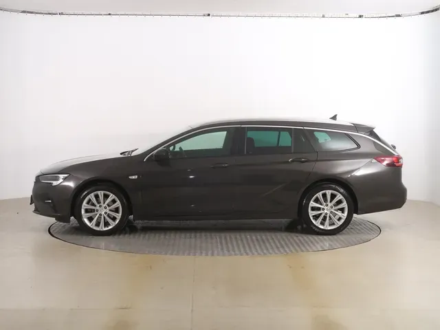 Opel Insignia 2021 photo 2