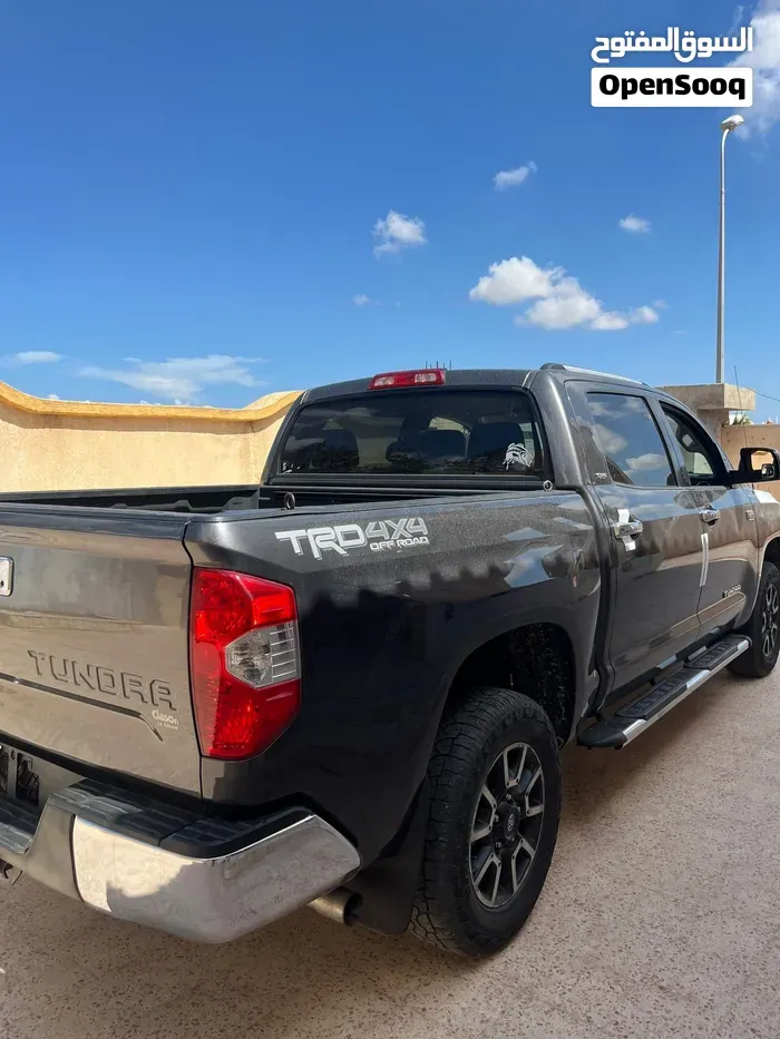 Toyota Tundra 2015 photo 4