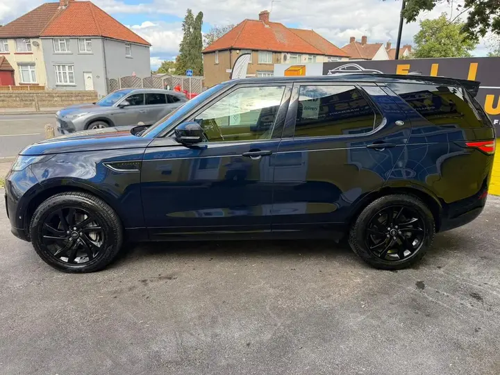 Land Rover Discovery 2019 photo 5