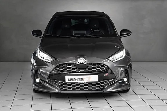 Toyota Yaris 2022 photo 4