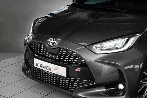 Toyota Yaris 2022 photo 5