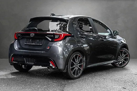 Toyota Yaris 2022 photo 3