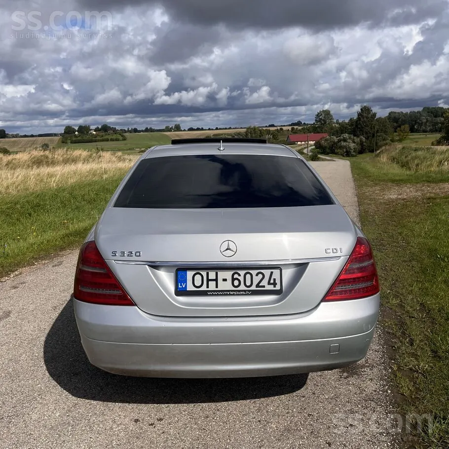 Mercedes-Benz S320 2009 photo 4